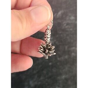 925 Sterling Silver Vintage Yucca Charm Pendant